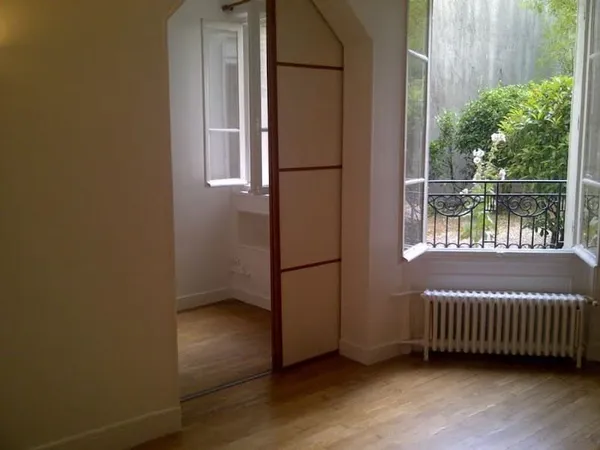 Studio 1 pièce 26 m²