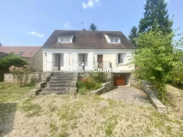 RARE MAISON DE VILLAGE
