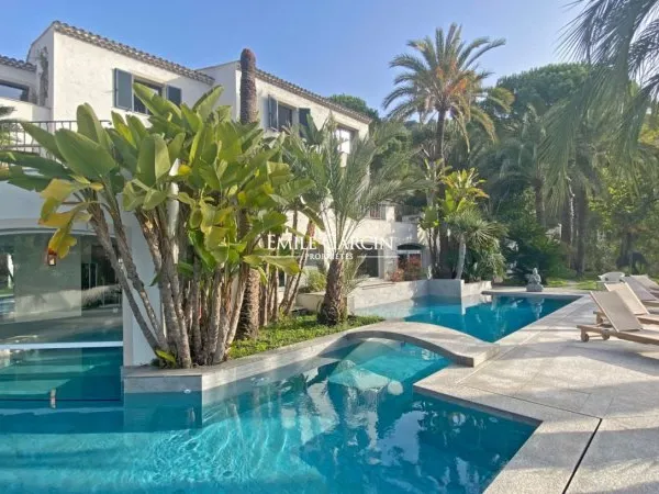Cote d'Azur Saint Paul de Vence, à louer, Maison familiale, 6 chambres
