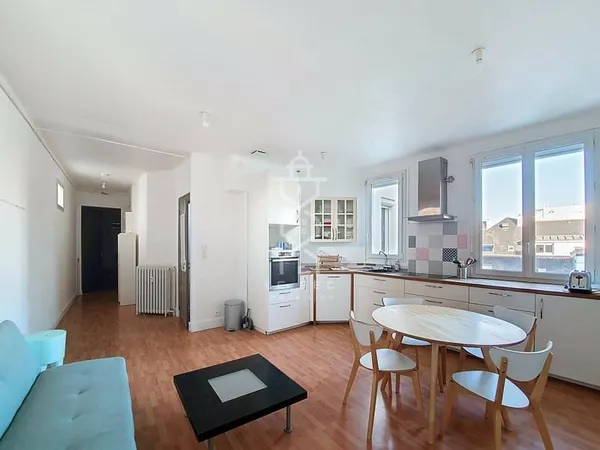 LORIENT : Appartement dans un quartier recherché avec balcon