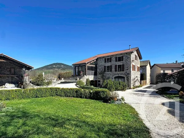 Maison 5 pièces 192 m²