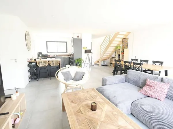 Maison 5 pièces 117 m²