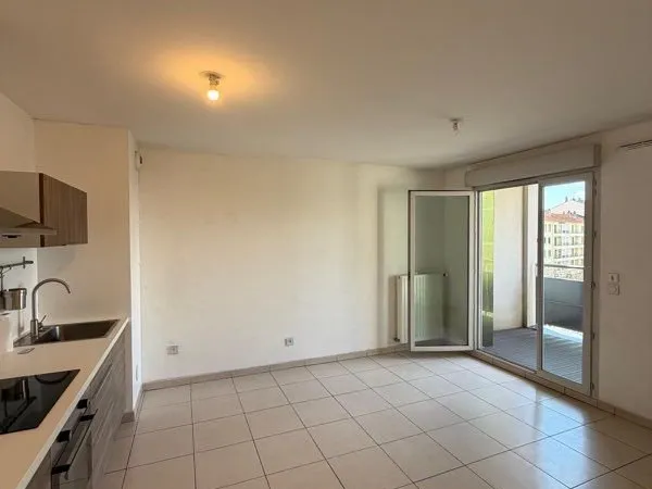Superbe T2 avec balcon Bachut