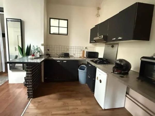 Studio 1 pièce 27 m²