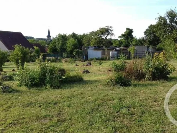 Terrain 1496 m²