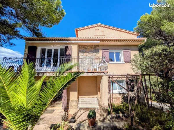 Maison 10 pièces 248 m²