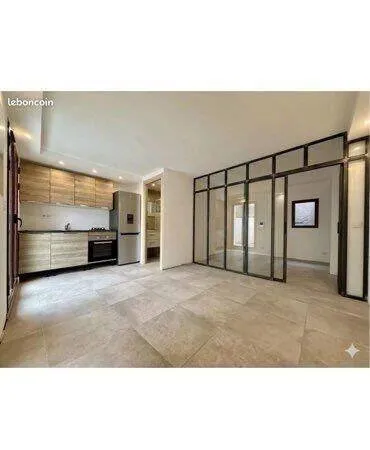 Studio 1 pièce 26 m²