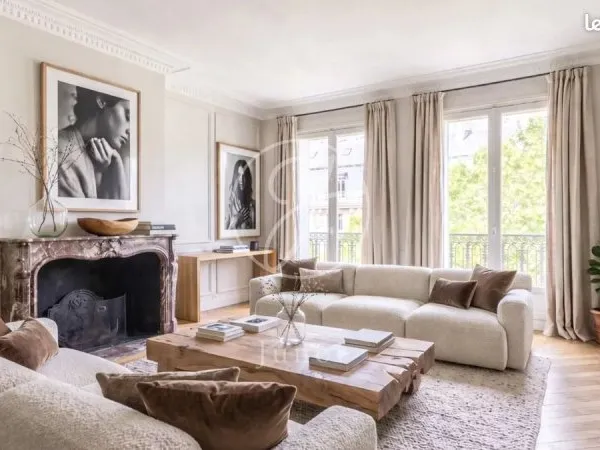Appartement 5 pièces 185 m²