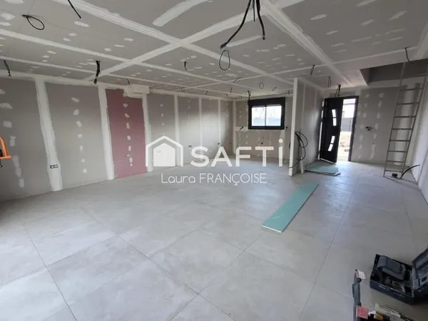 Maison de 121m2 3 Chambres sur un terrain de 340m2