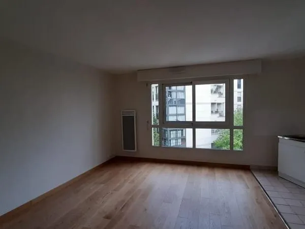 Appartement Location Paris 1p 26m² 905€