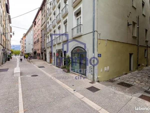 Appartement 3 pièces 42 m²