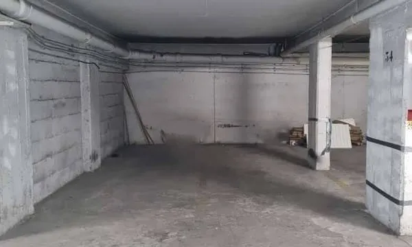 Parking 27 m²