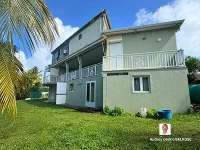 Immeuble d'architecte avec vue mer 180° sans vis-à-vis Marigot