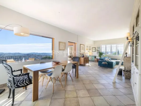 Vente villa Saint Paul de Vence, vue panoramique avec projet 4 c
