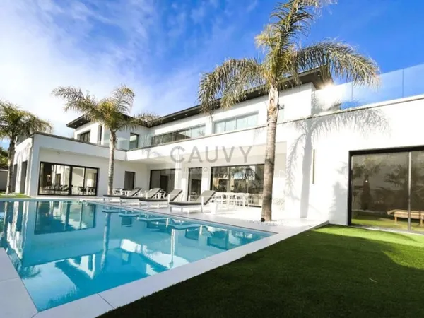 Villa d'architecte 6 pièces 301 m²