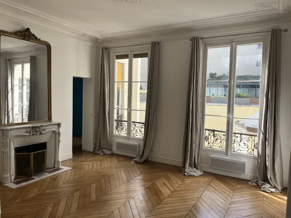 Loue appartement -66m² - Paris 8ème