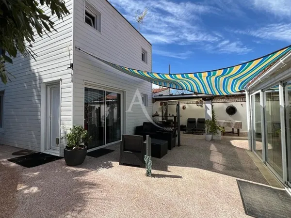 Maison 5 pièces 172 m²