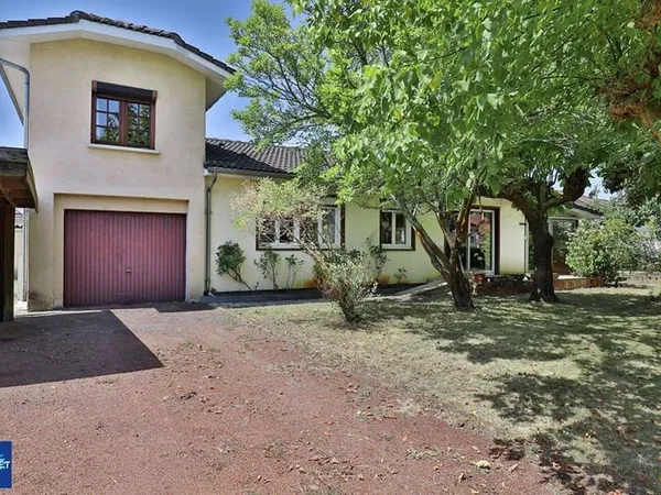 Maison 6 pièces 120 m²