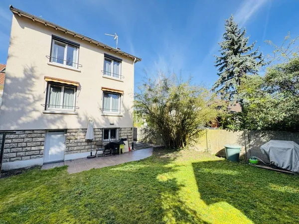 Maison 6 pièces 117 m²