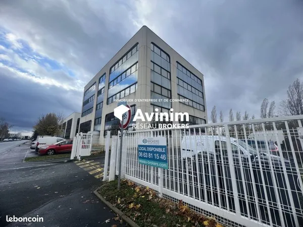 Bureaux 33 m² Villebon-sur-Yvette