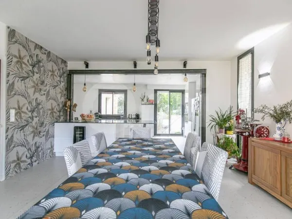 Villa 7 pièces 420 m²