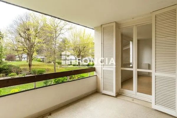 Appartement 3 pièces 102 m²