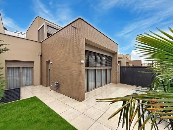 Maison Ferney Voltaire 5 pièce(s) 127 m2