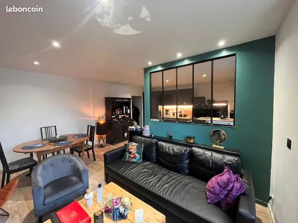 Duplex meublé F4 de 88 m² avec grand garage - 930 CC