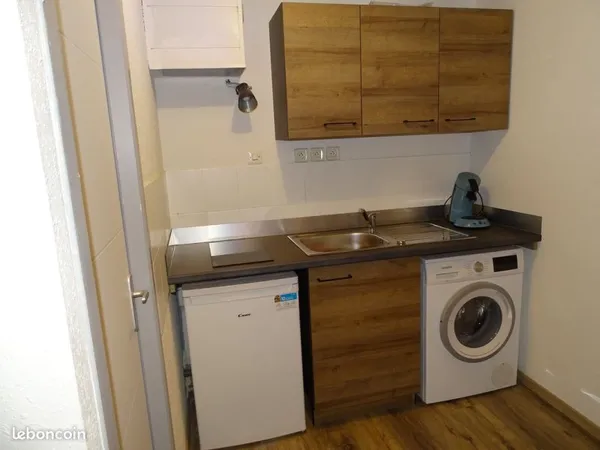🏡 à louer - t2 rénové, lumineux et meublé - centre moirans-en-montagne