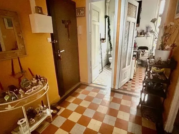 APPARTEMENT 2 PIÈCES RDC LIBÉRATION