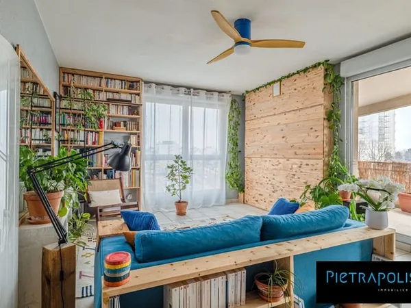 T3 lumineux 56 m² avec grand balcon et stationnement privatif