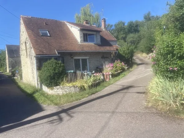 Ancienne Maison en pierre du pays