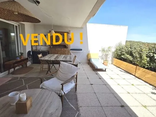 À acheter sur Saint-Cannat : Appartement T2 de 42,98m2 avec terrasse de 37m2 et 2 places de parking