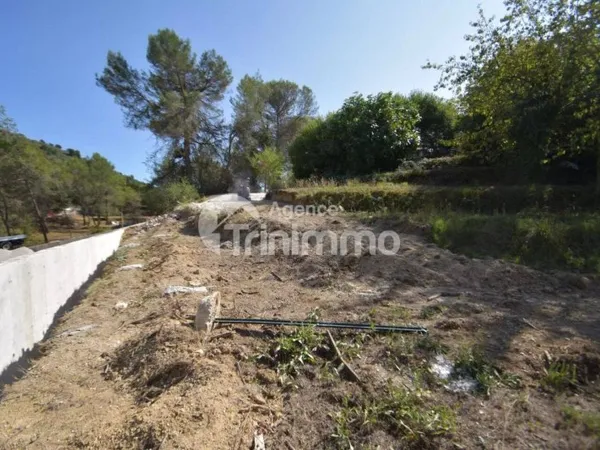 Terrain constructible 1490 m²