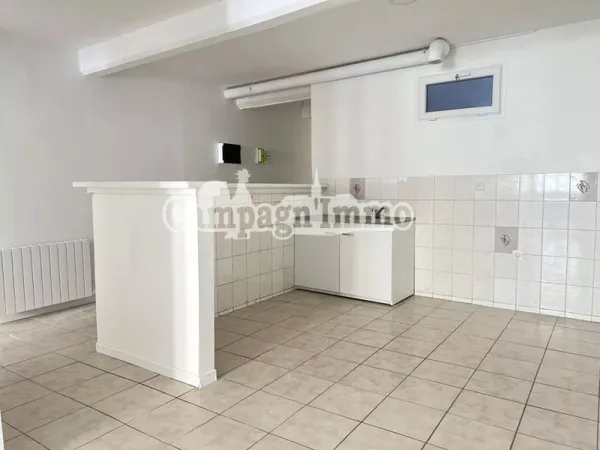 APPARTEMENT T3 - TARARE