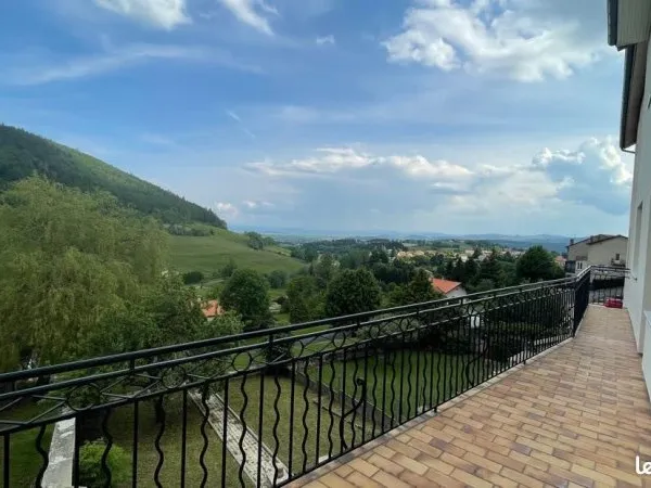 Duplex lumineux de 125 m² avec balcon, terrasse et garage