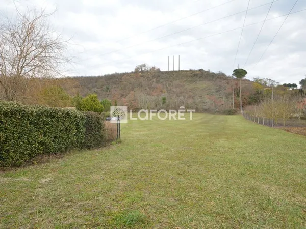 Terrain 7969 m²