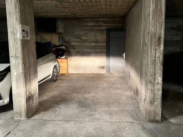 Parking 11 m²