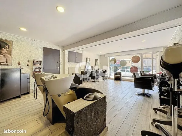 Commerce coiffure 45 m²