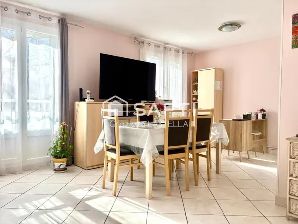 Saint-Martin-d'Hères - Appartement T3 lumineux avec balcon