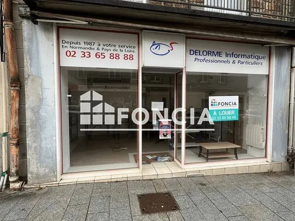 Local commercial 28 m²