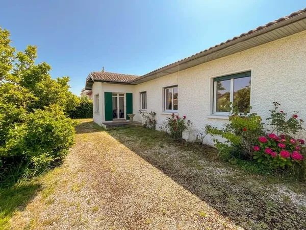 Marcheprime - Maison 128 m² - Terrain 874 m² - Plein-centre