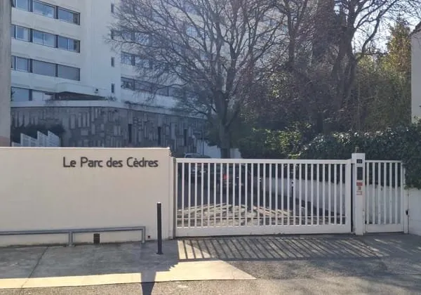 Location - garage fermé de 13 m2 dans résidence sécurisée, p
