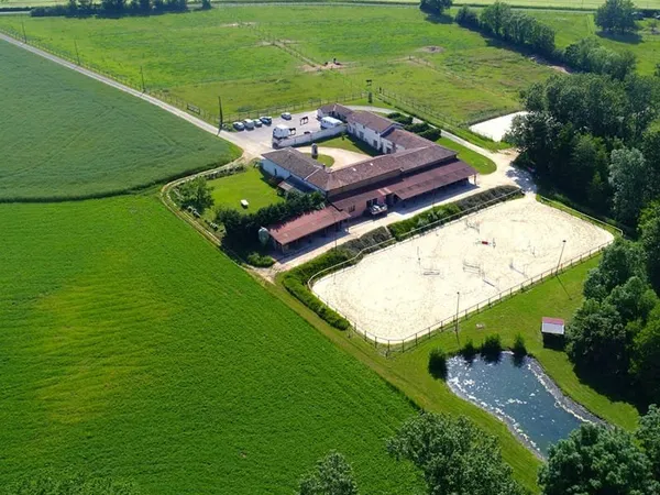 Propriété équestre et locatif 4 hectares