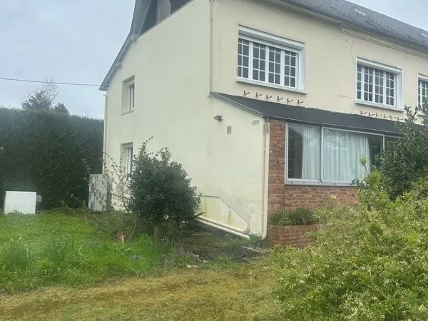 Maison terrain 5000m2