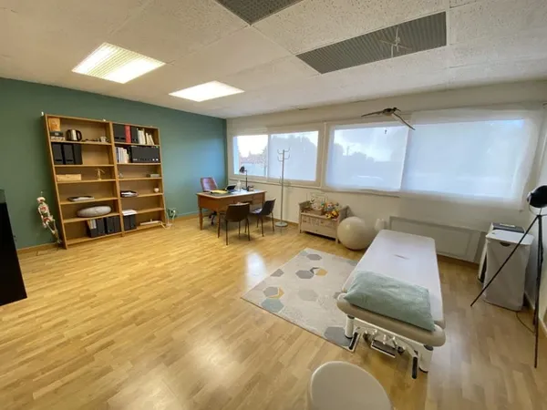 LOCAL PROFESSIONNEL No5 - 14 rue de Bretagne, SAUTRON