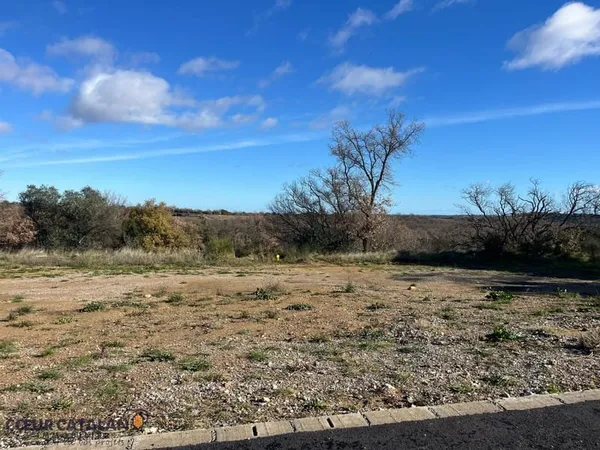 À VENDRE - TRESSERRE -TERRAIN 320m2