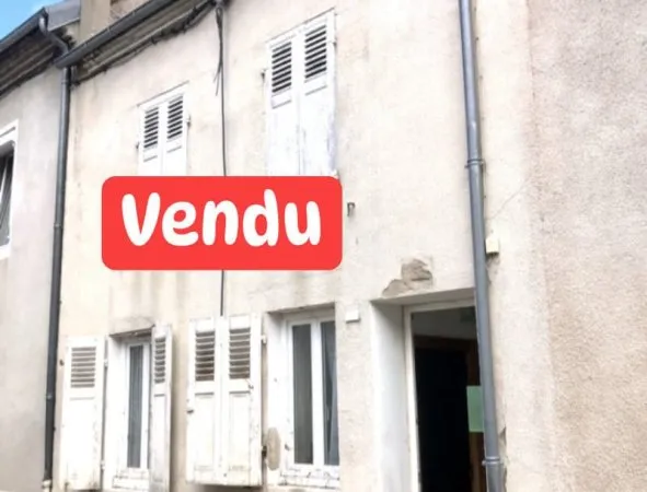 Vendu - Maison de ville à rénover