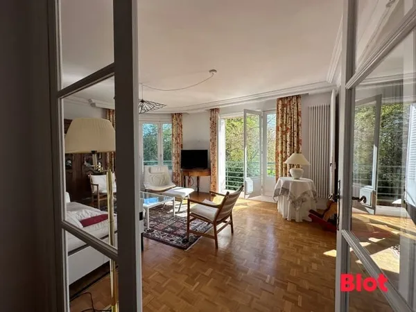 A VENDRE en EXCLUSIVITE chez BLOT - VUE THABOR - APPARTEMENT TYPE 4 - GARAGE