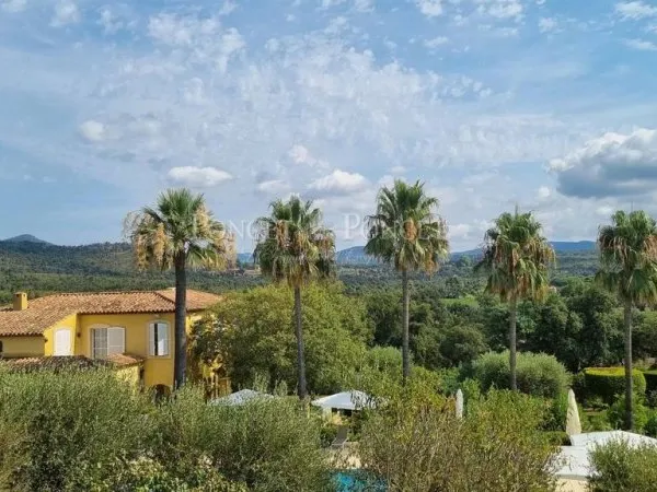 Maison de campagne 410 m²